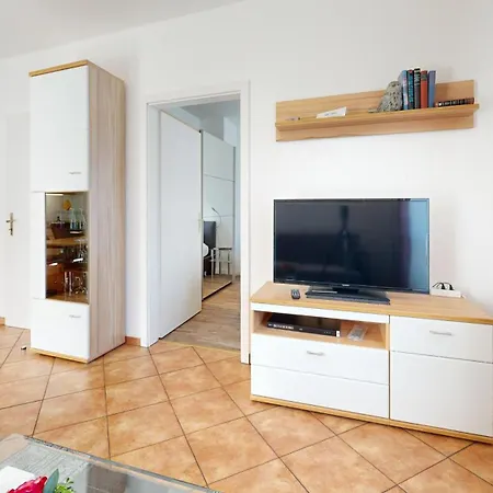 Appartementhaus Binzer Sterne 14 *